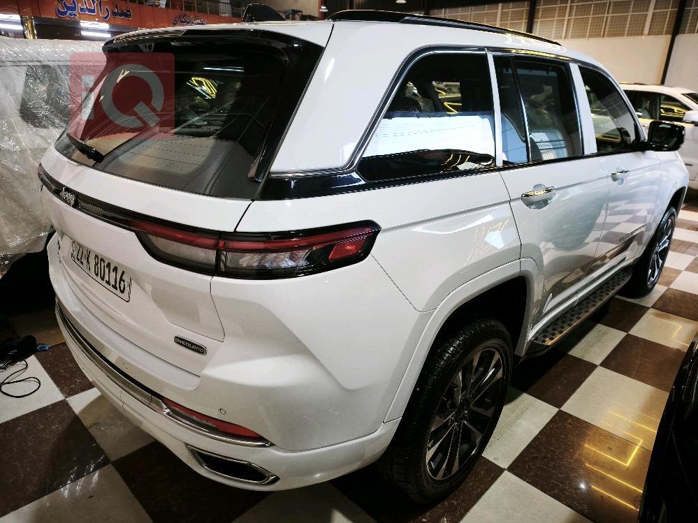 جيب جراند شيروكي